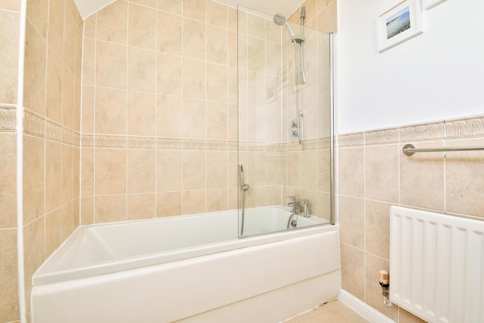 Stayright 2 Bed Beach House With Private Parking- Next To Barry Beach And Jackson Bay Exteriör bild