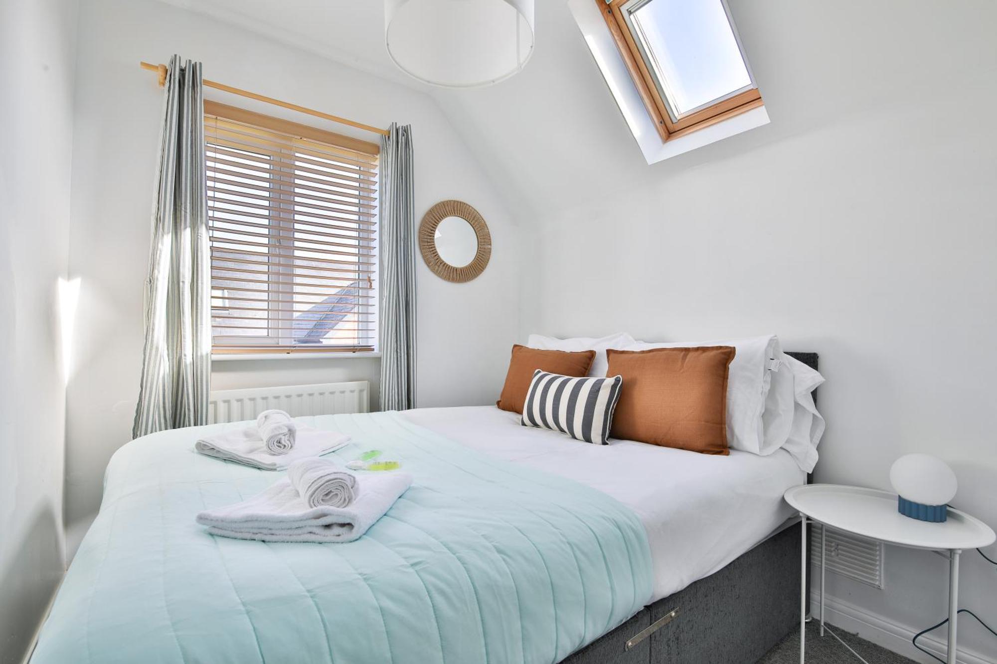 Stayright 2 Bed Beach House With Private Parking- Next To Barry Beach And Jackson Bay Exteriör bild