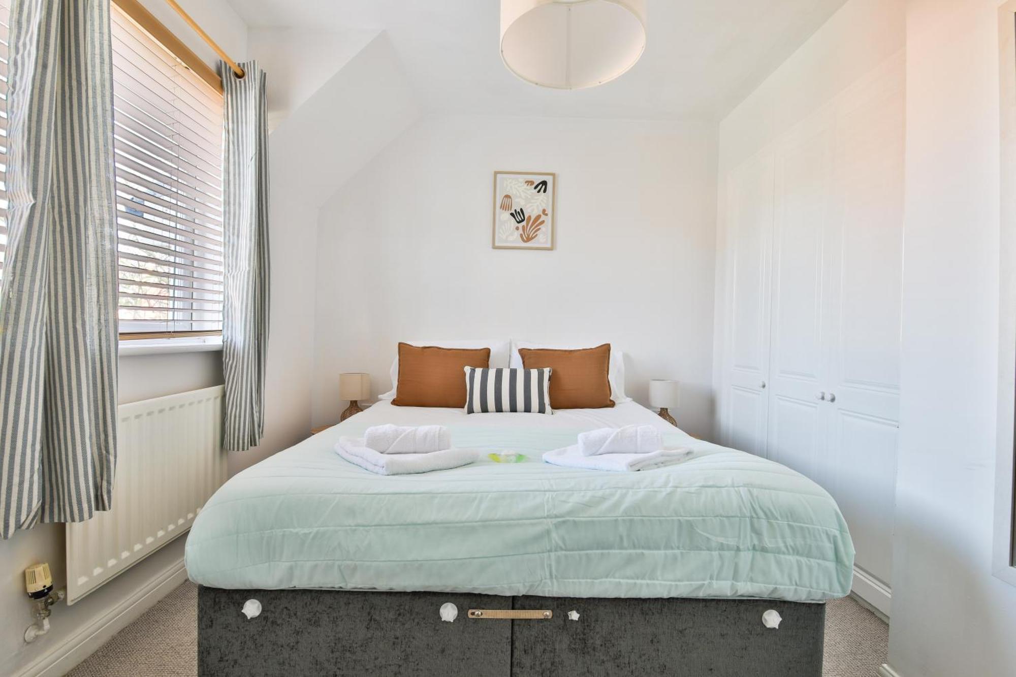Stayright 2 Bed Beach House With Private Parking- Next To Barry Beach And Jackson Bay Exteriör bild