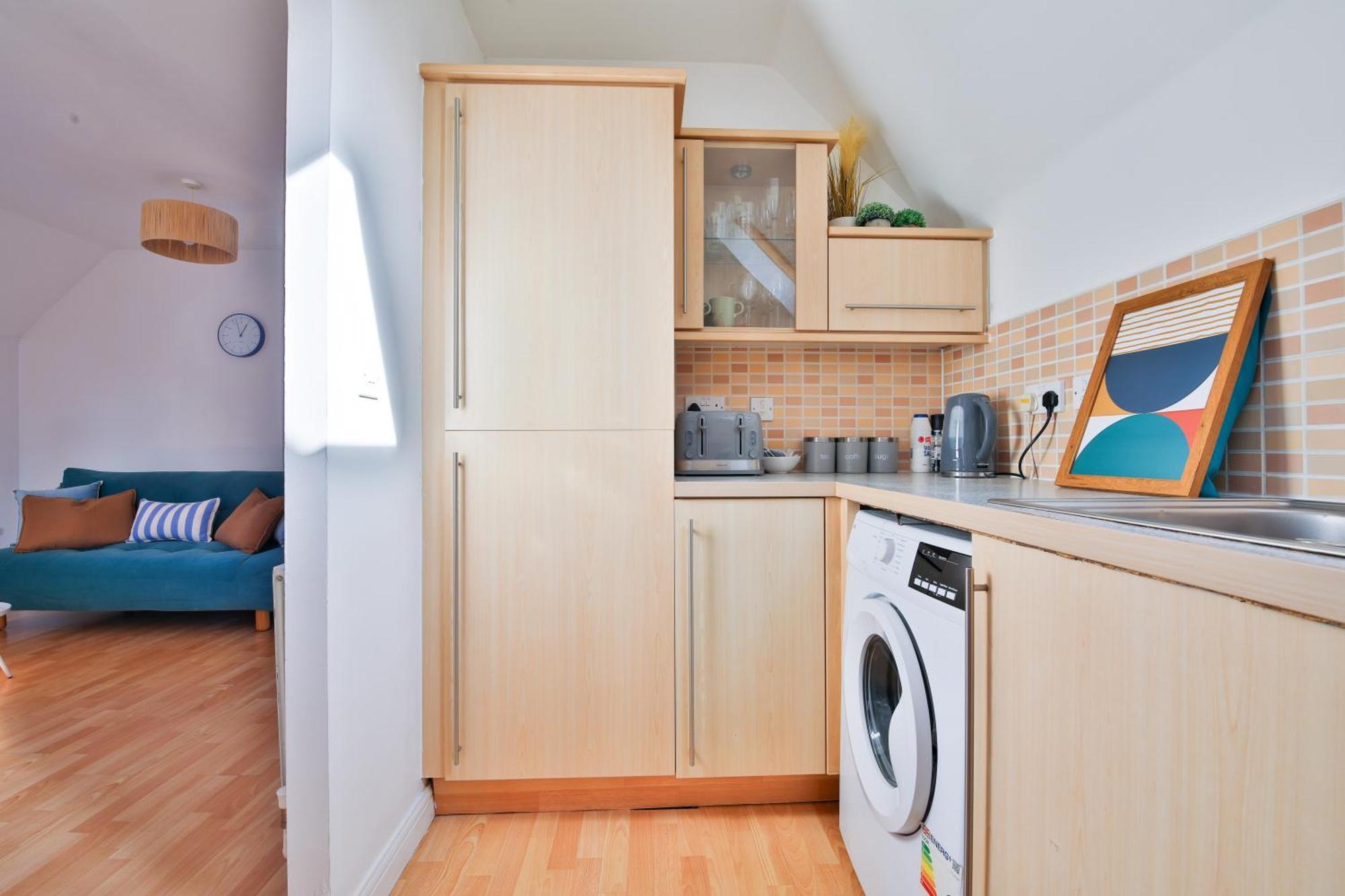 Stayright 2 Bed Beach House With Private Parking- Next To Barry Beach And Jackson Bay Exteriör bild