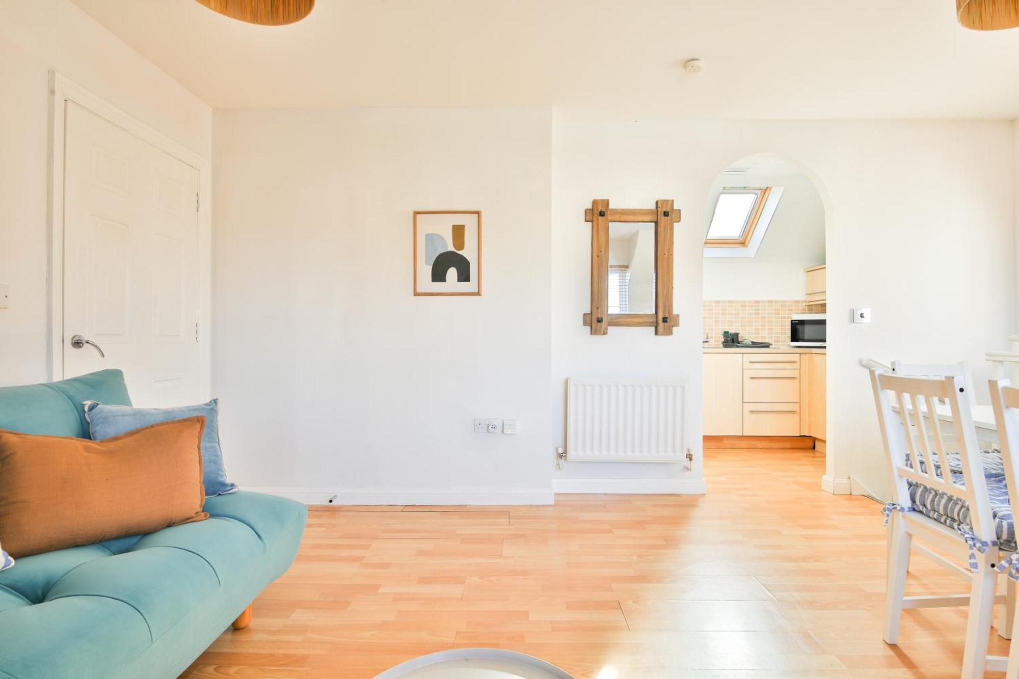 Stayright 2 Bed Beach House With Private Parking- Next To Barry Beach And Jackson Bay Exteriör bild